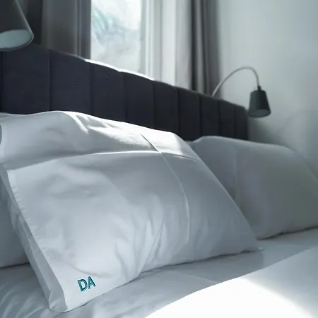 Quiet Luxury Family Fortress Center شقة