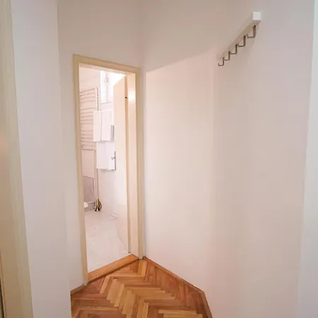 Apartment Quiet Luxury Family Fortress Center *