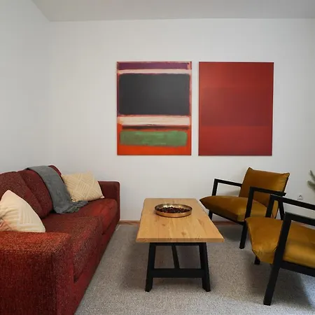 Quiet Luxury Family Fortress Center Διαμέρισμα