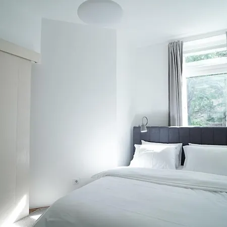 Apartment Quiet Luxury Family Fortress Center *
