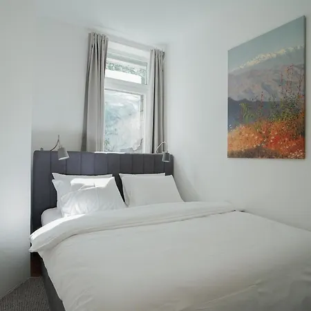 شقة Quiet Luxury Family Fortress Center *